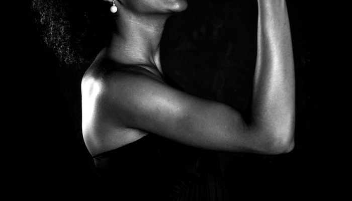 篮球迷们被科比·布莱恩特式的风格震惊了 篮球迷们被科比·布莱恩特式的风格震惊了