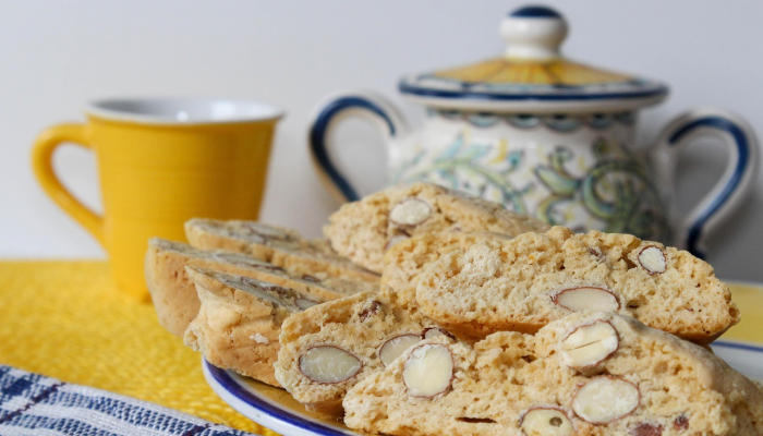 意大利网红涉嫌在蛋糕交易中欺诈