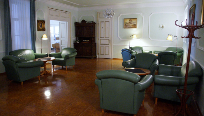 可用版本“长虹大厅可以开挂吗”(原来确实是有挂) 可用版本“长虹大厅可以开挂吗”(原来确实是有挂)