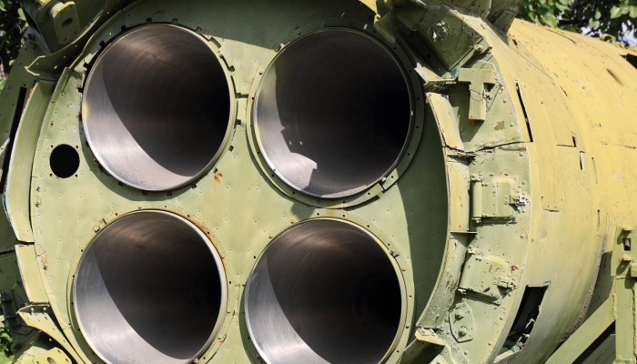 “沸腾”的普京用大规模导弹和无人机袭击乌克兰