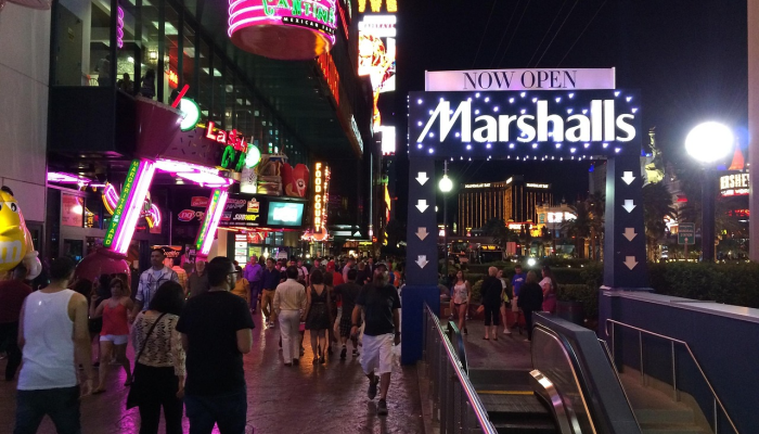 拉斯维加斯大道面临一场潜在的大规模工人罢工 拉斯维加斯大道面临一场潜在的大规模工人罢工