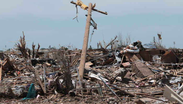 今天头条:德克萨斯州和俄克拉荷马州发生龙卷风,造成1人死亡,数十人受伤;奥巴马说生闷气、闷闷不乐是不行的;朝鲜发射了更多导弹 今天头条:德克萨斯州和俄克拉荷马州发生龙卷风,造成1人死亡,数十人受伤;奥巴马说生闷气、闷闷不乐是不行的;朝鲜发射了更多导弹